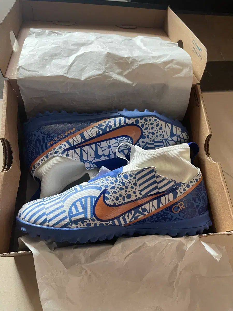 240 NIKE ナイキ JR ズーム スーパーフライ 9 アカデミー CR 7 TF