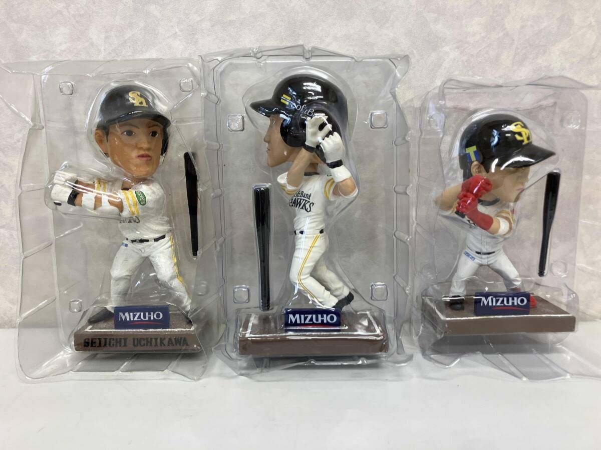 福岡ソフトバンクホークス ボブルヘッド 内川(2014・2015・2016) 3体