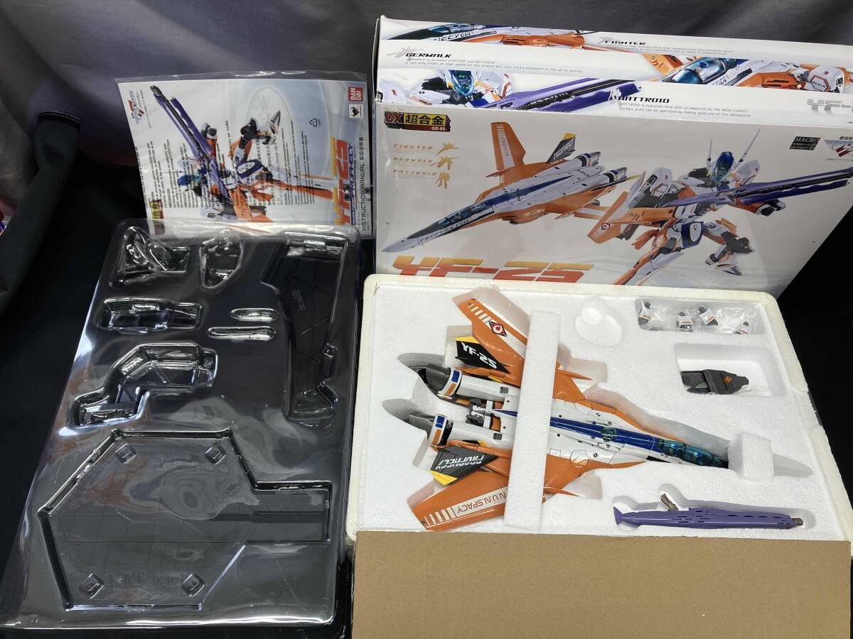DX超合金 GE-65 YF-25 プロフェシｰ 劇場版マクロスF 虚空歌姫~イツワリ