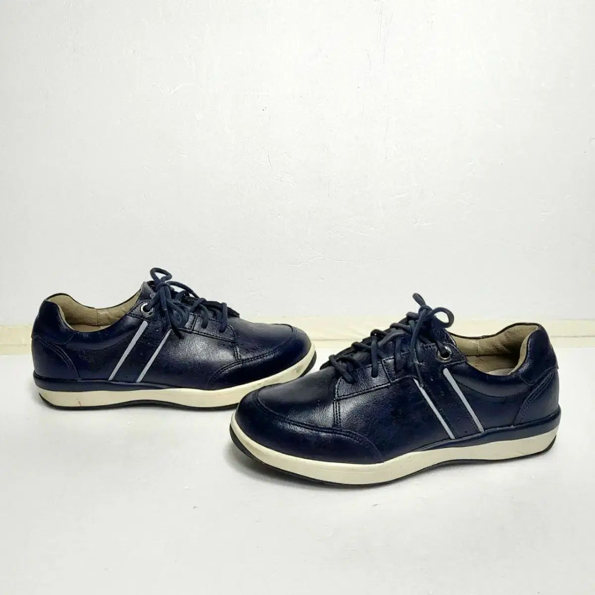 KUMKANG クムガンジェファ バッファロー スニーカー260 コンフォートシューズ カジュアルシューズ