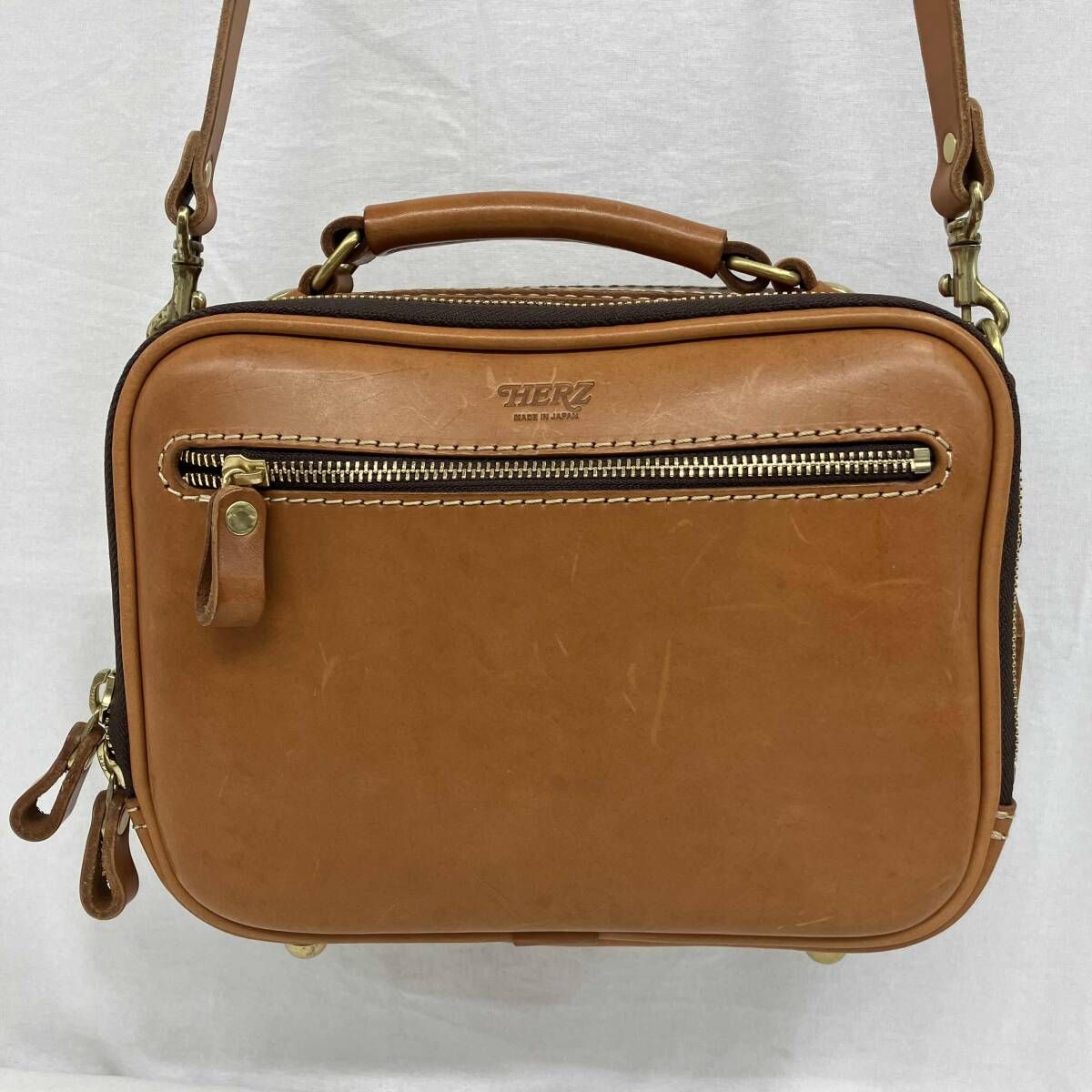 HERZ ヘルツ ショルダーバッグ