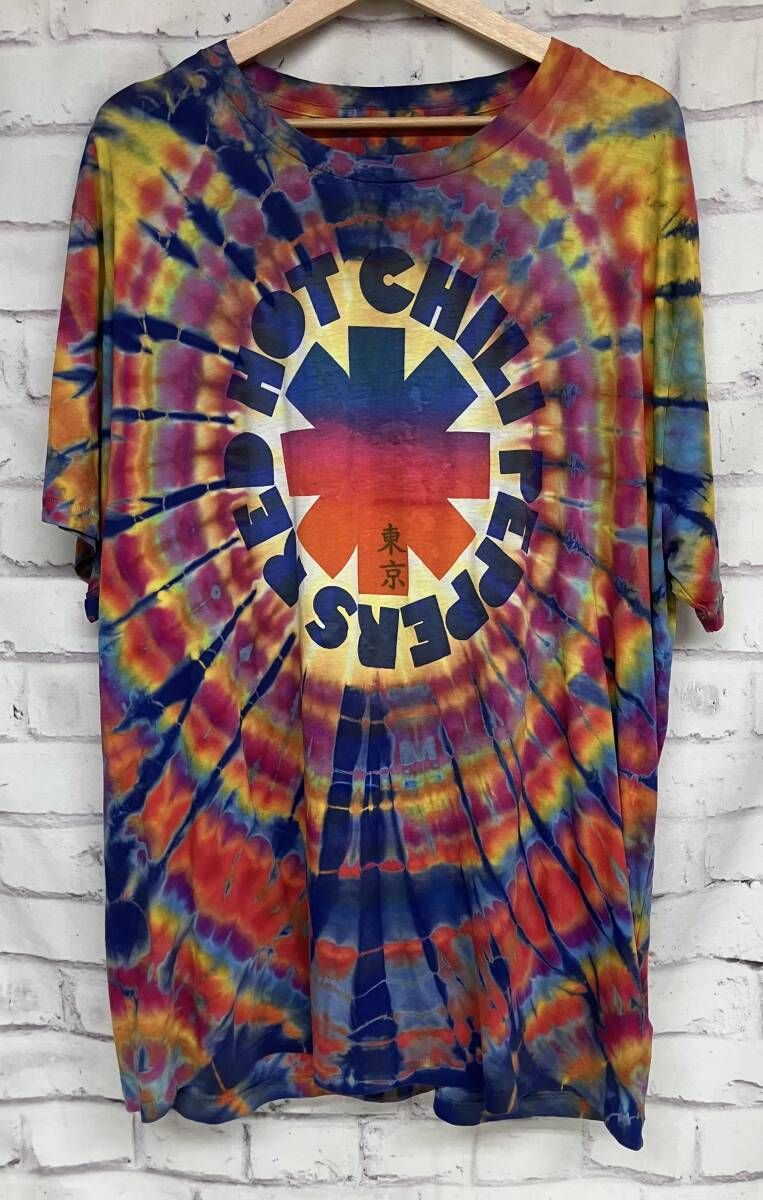 アイテム RED HOT CHIRIPEPPERS × FREAKTOPIA Specia レッドホットチリペッパーズ タイダイT 半袖 Lサイズ バンT メンズ 夏