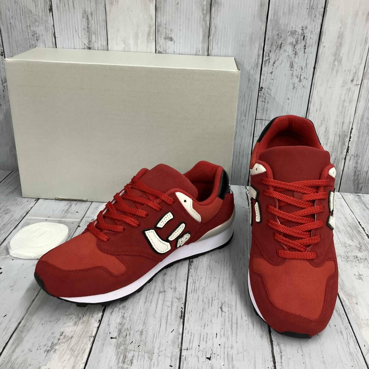 Sangacio サンガッチョ/CARMINE/サイズ26㎝/レッド/にゅ～ず/箱