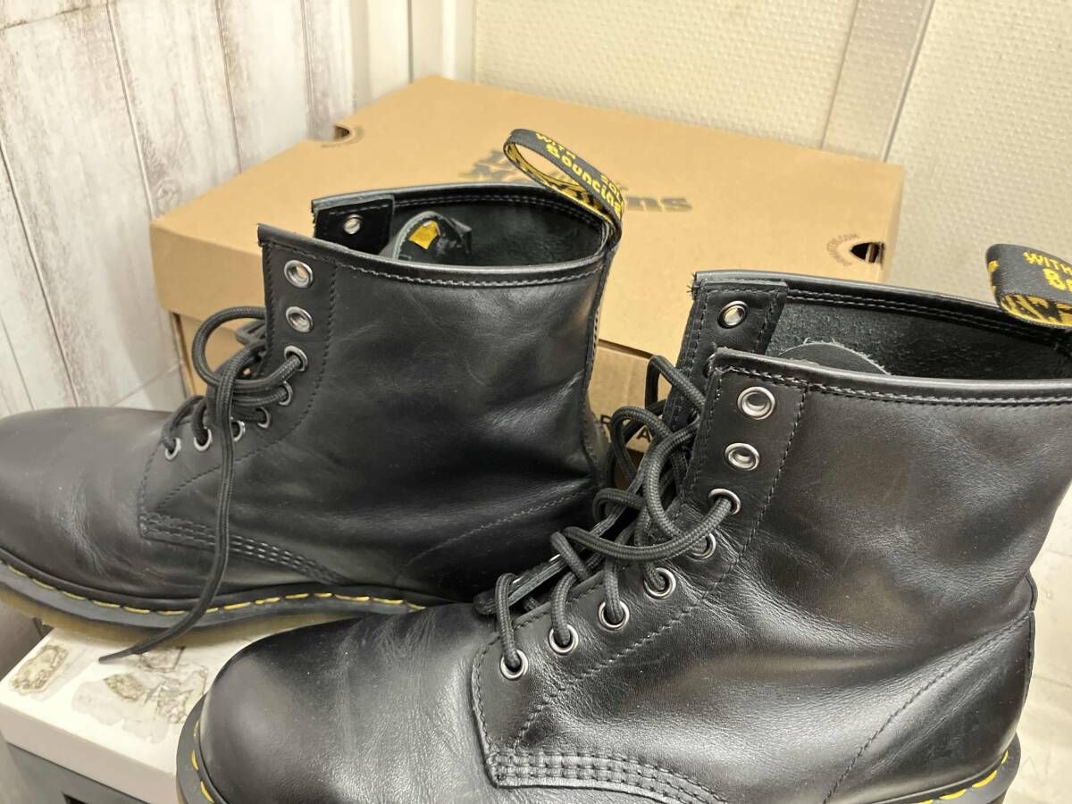 Dr Martensワークブーツ 8ホール ブラック