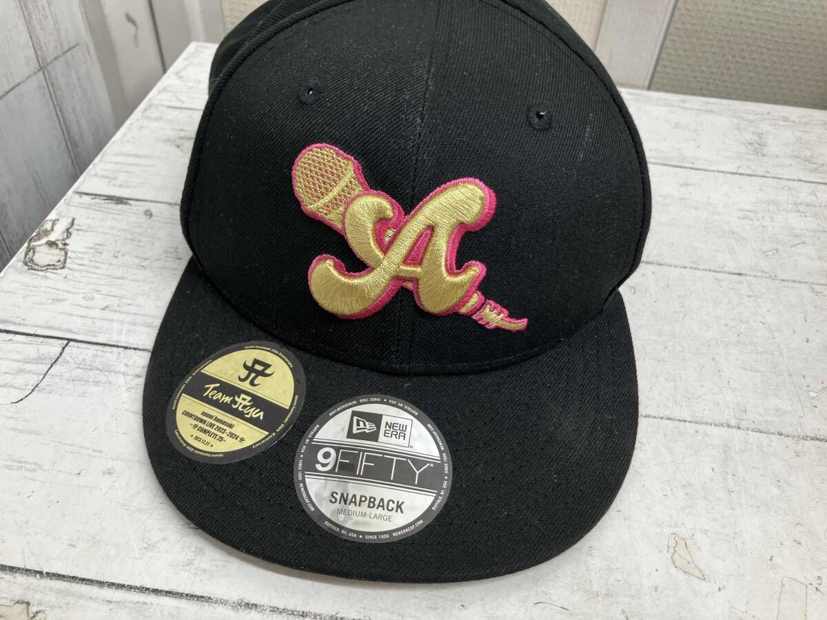 ERAキャップ浜崎あゆみコラボブラックゴールドスナップバック