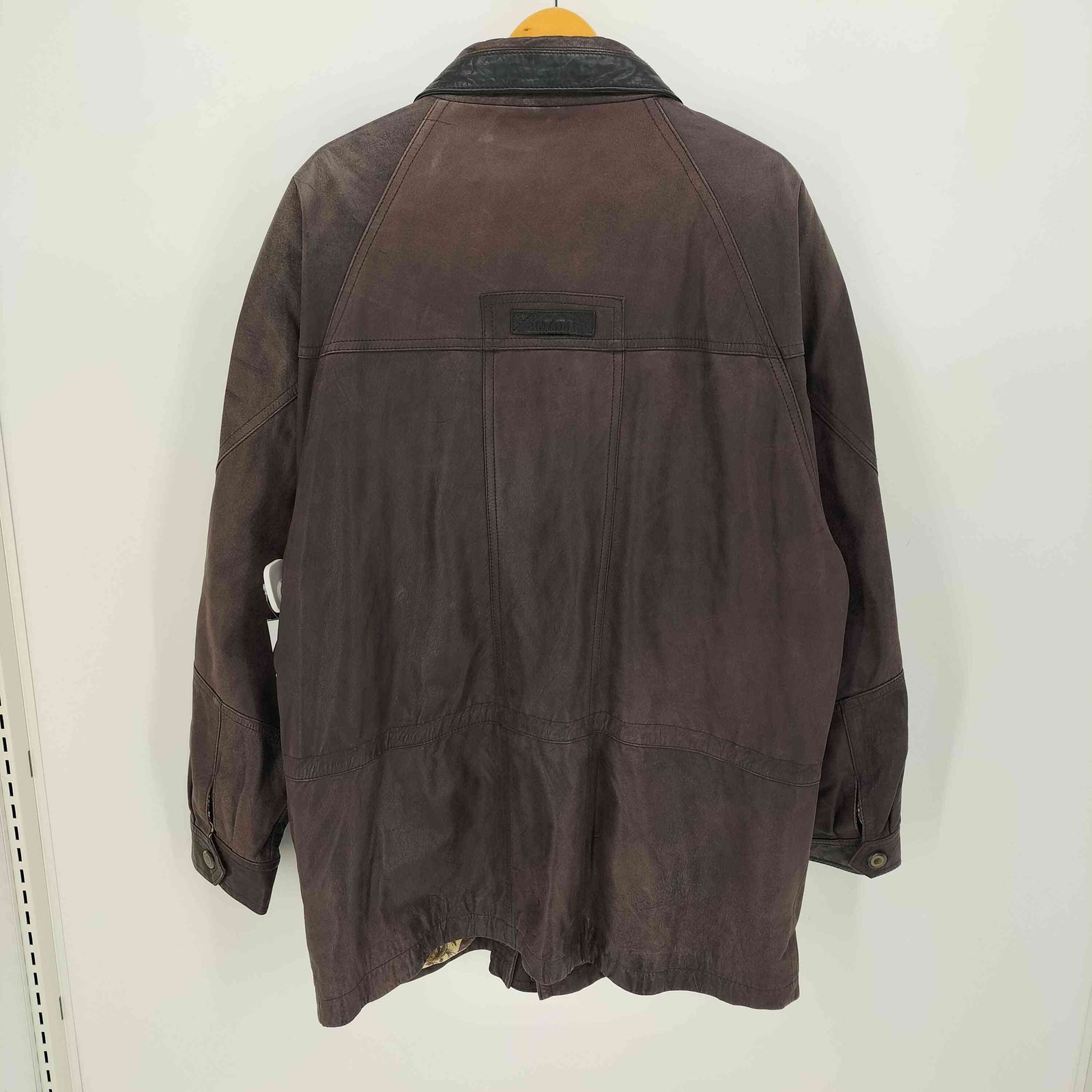 ユーズドフルギ USED古着 AL 裏地総柄 レザー カーコート マルチ