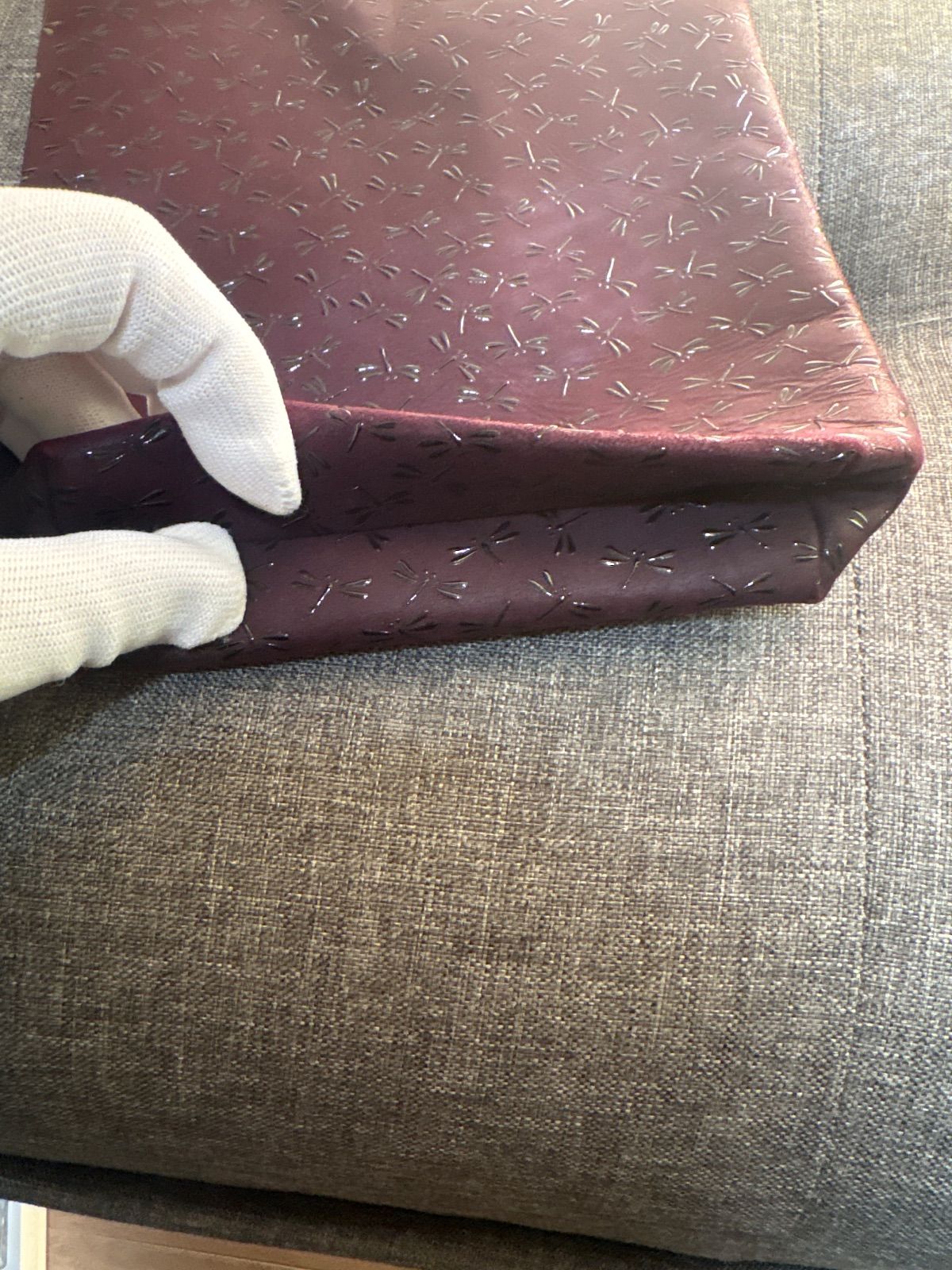  超 印傳屋 巾着袋 合切袋 トンボ柄 紫 黒漆 鹿革 和装 和小物 和装バッグ 信玄袋 着物 浴衣