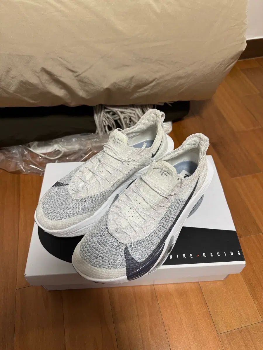 ナイキ アルファフライ3 ほぼ 270