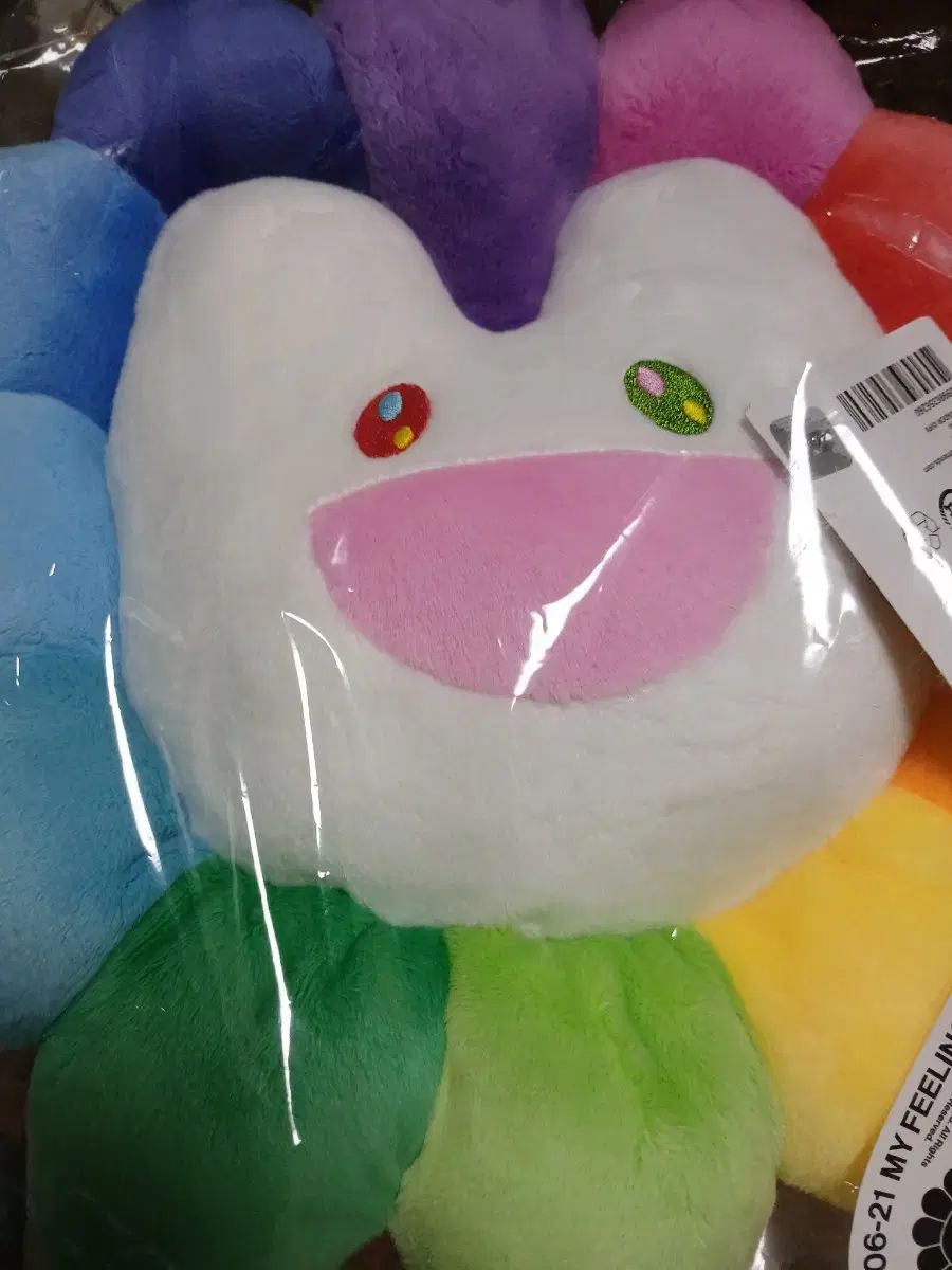 NewJeans ニュージーンズ ニュジ 村上隆 フラワー クッション ぬいぐるみ