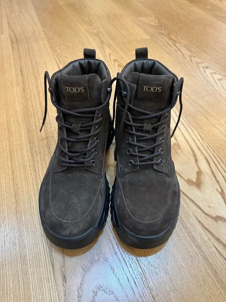 6 TOD S トッズ スウェード ブラウン スポーツブラ ブーツ