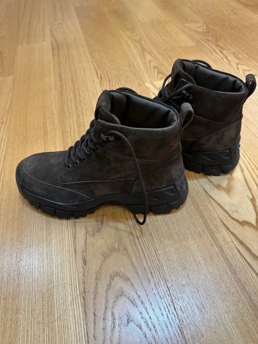 6 TOD S トッズ スウェード ブラウン スポーツブラ ブーツ