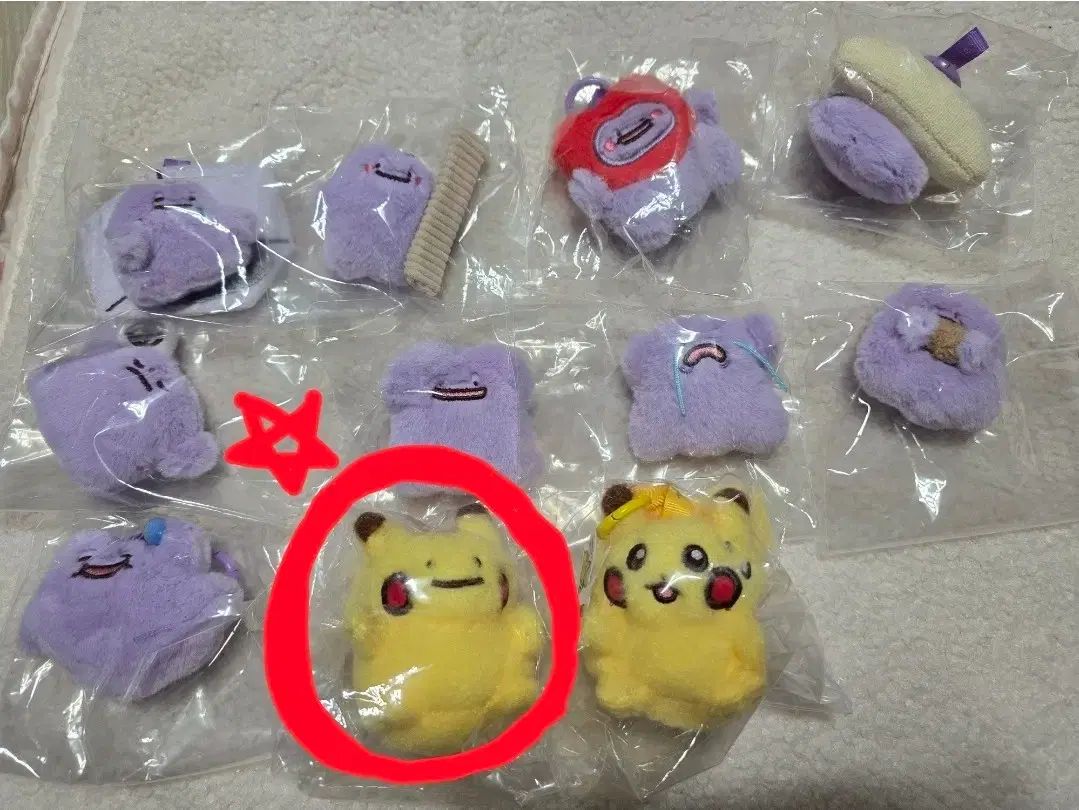 メタモン マスコット キーホルダー 変身メタモン ポップアップ