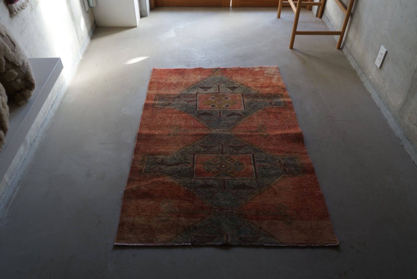 ヴィンテージラグ トルコ ウシャク オレンジ スモールサイズ 1970年代