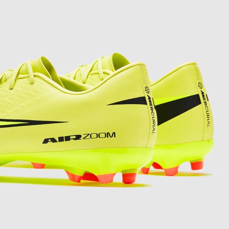 送料無料・匿名配送】Nike サッカー スパイク Nike Air Zoom Mercurial