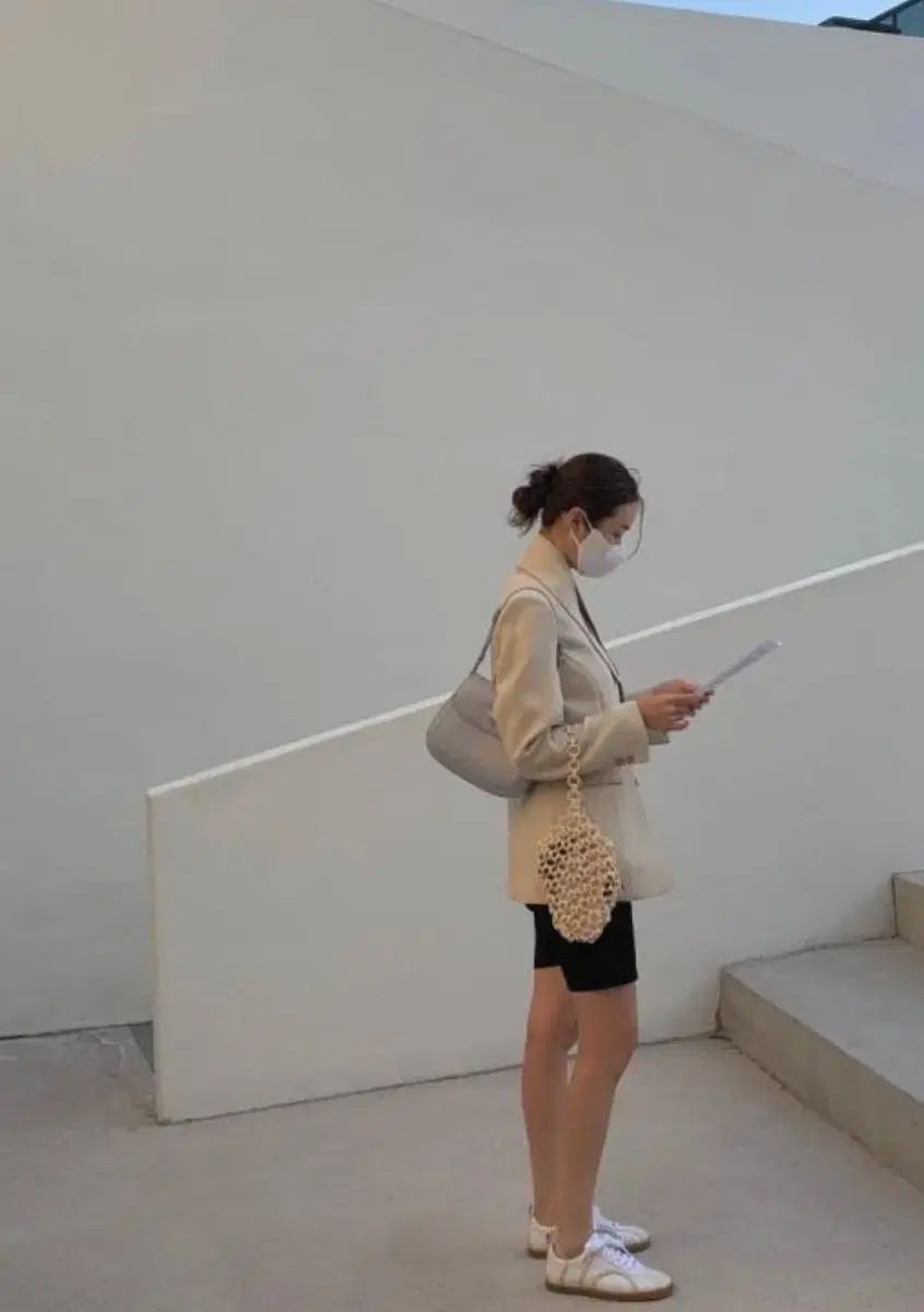 Toteme トーテム スニーカー