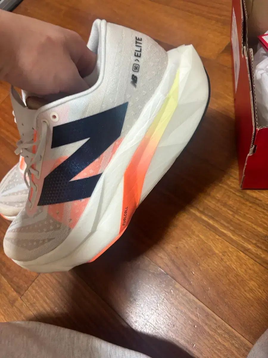 ニュー ンス scエリート v 4 275 d standard