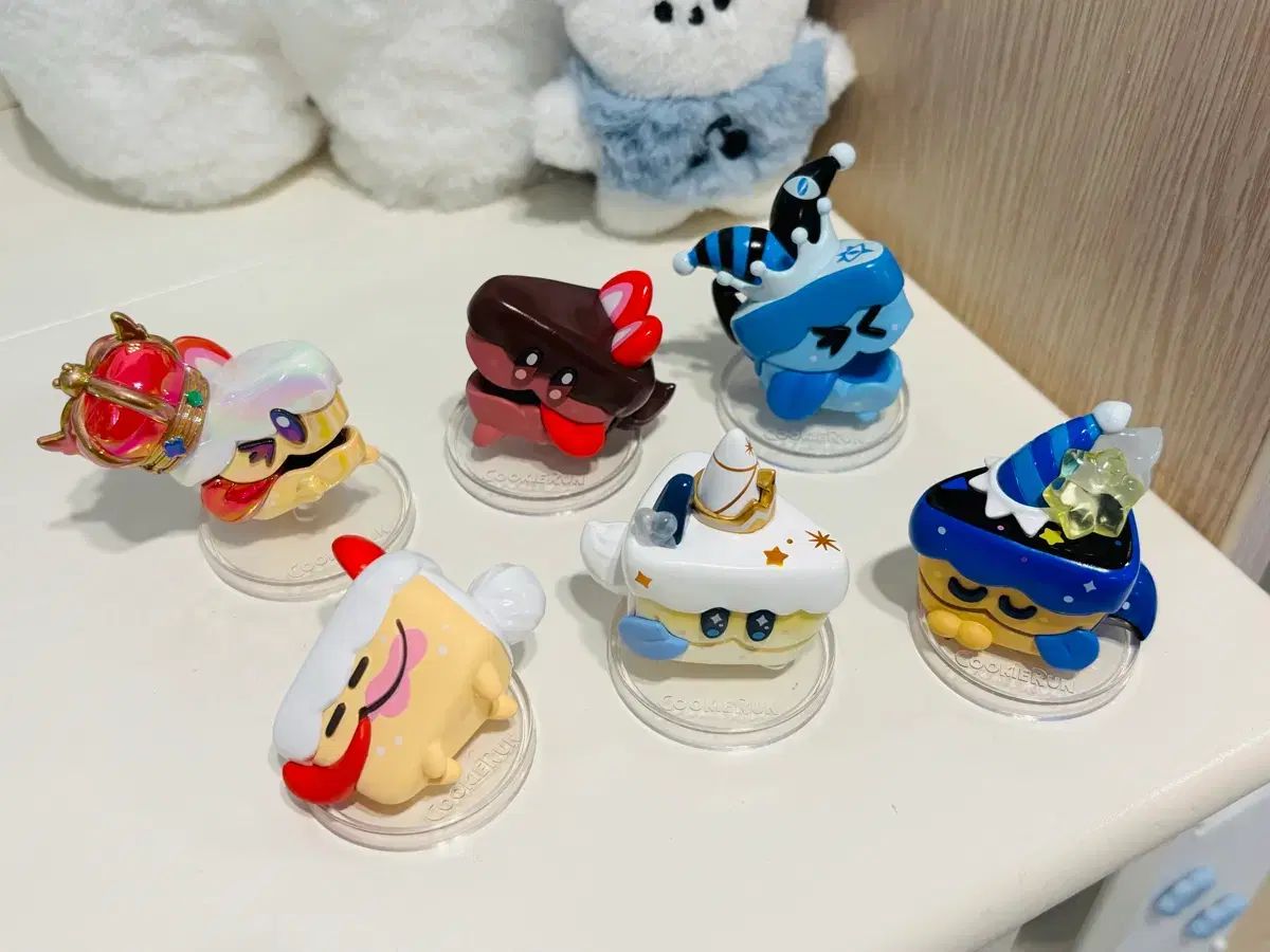 クッキーラン キングダム ケーキ 野犬 6種 フィギュア まとめ 王冠野犬 スペシャル