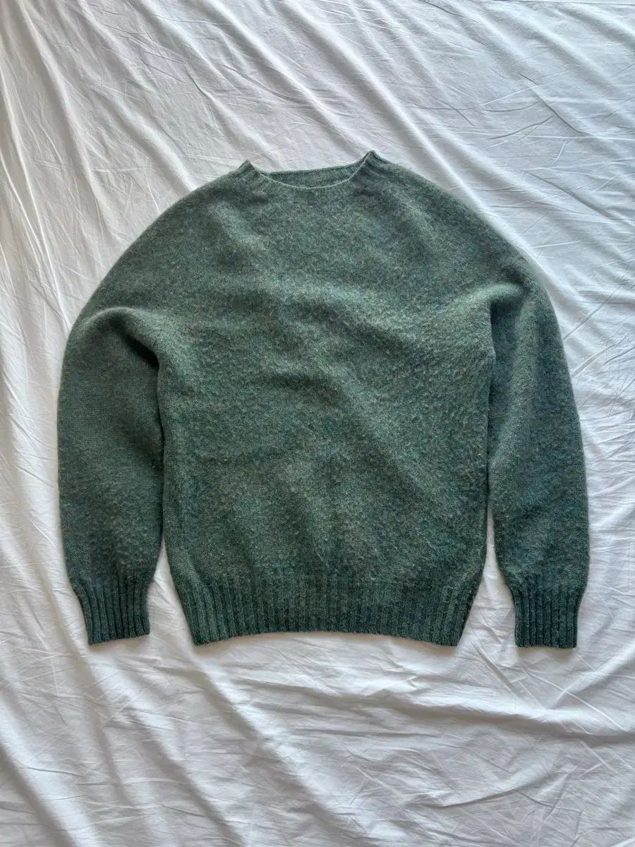 ハウリン ハーレーオブスコットランド ウールニット M