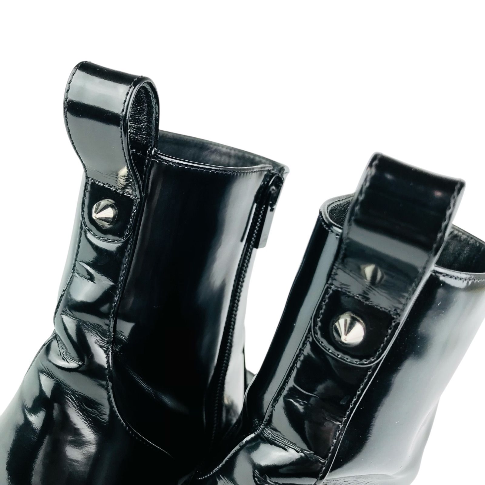 【Palace】【新品】クリスチャンルブタン⭐︎レインブーツ38 大胆なレッドソールで差をつける！ハードロックな足もとへと叶える