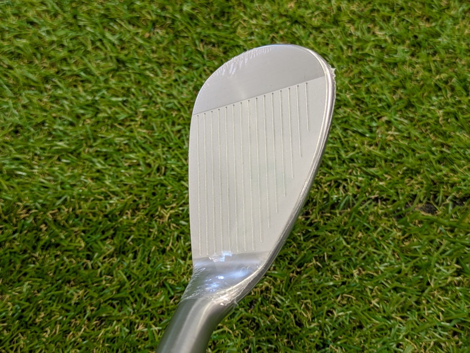 Wg【新品未使用品】フォーティーン FRZ 58°/6° ウェッジ パールサテン