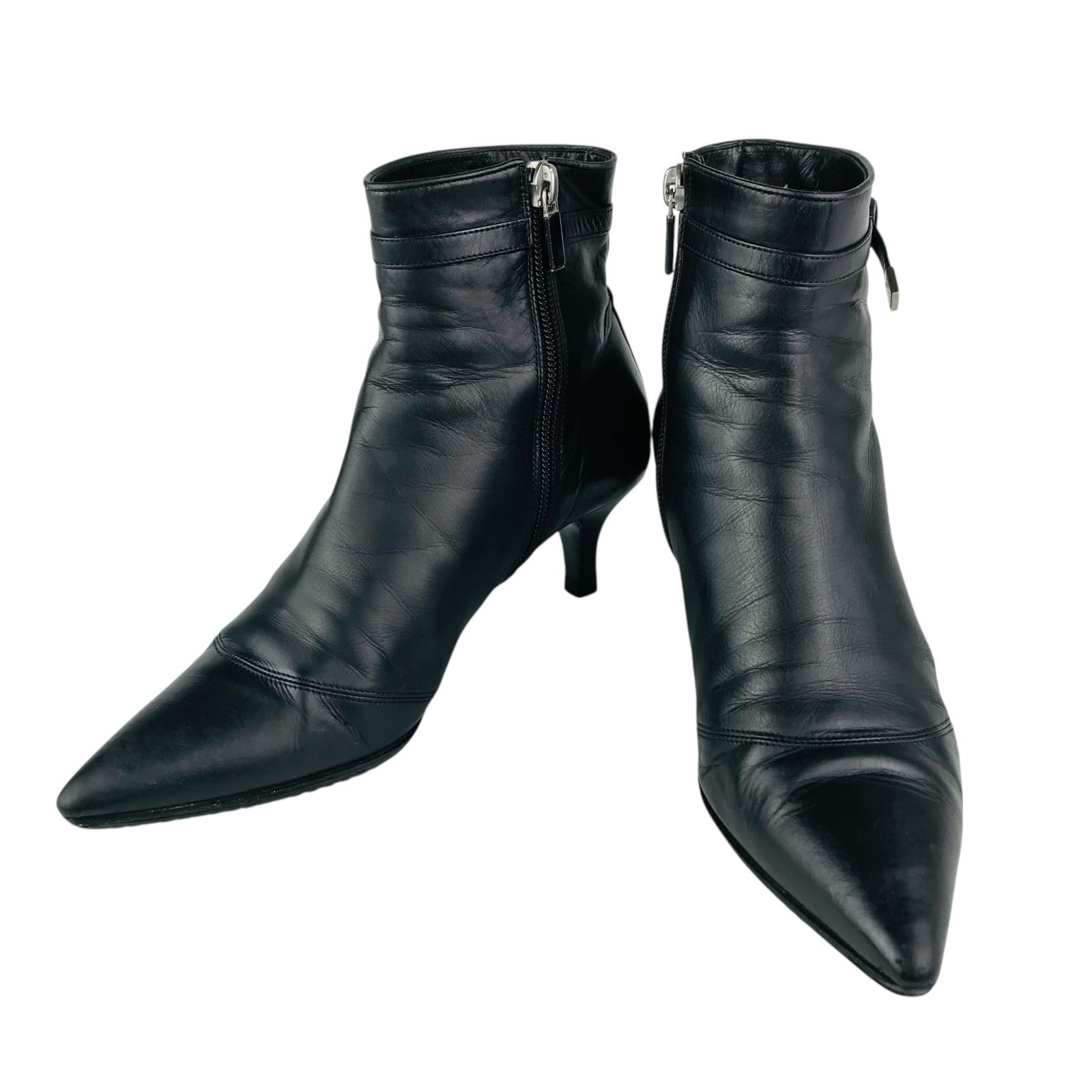 LOUIS VUITTON☆ルイヴィトン・レディース レザー メタルLV刻印リボン