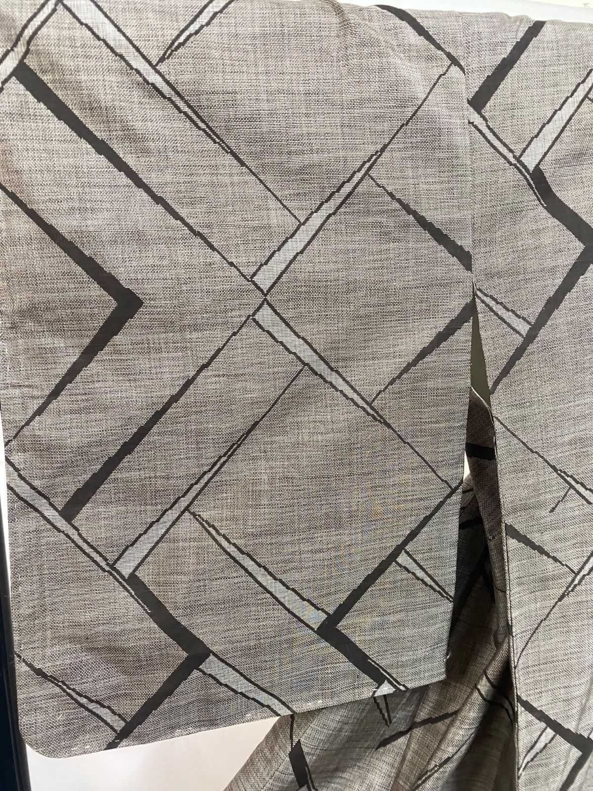 着物 大島紬 泥染め 袷 正絹 しつけ糸あり 幾何学模様 和装 OME 454