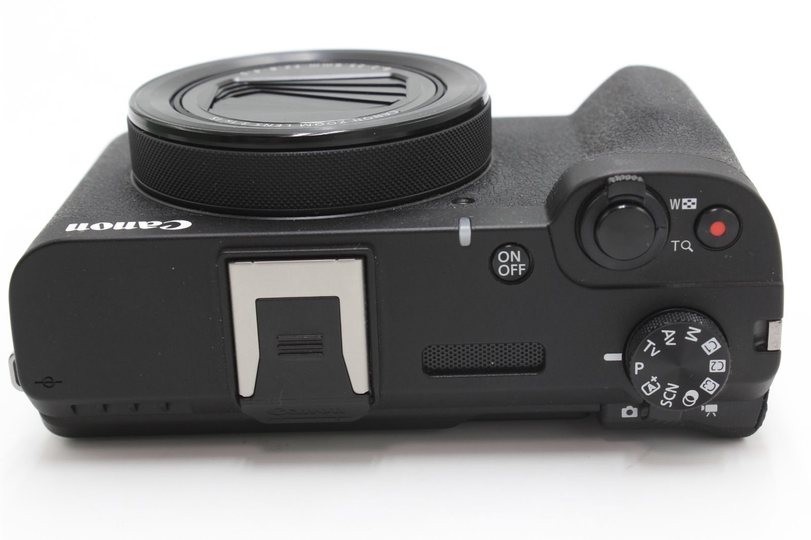 コンパクトデジタルカメラ