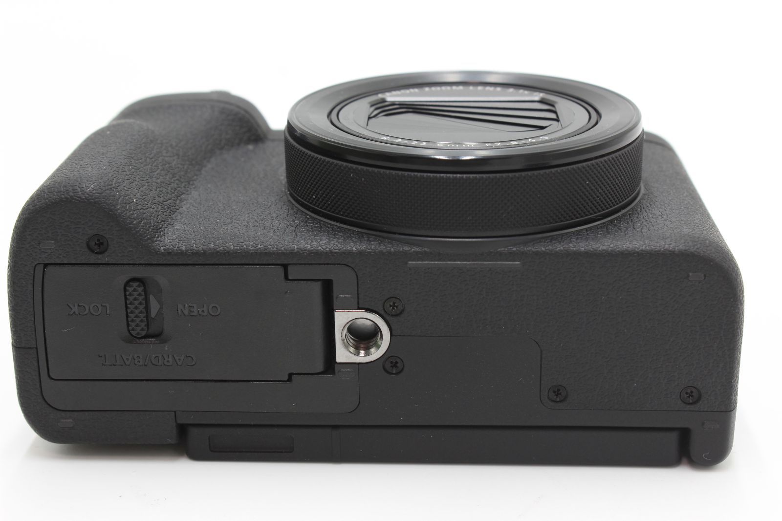 コンパクトデジタルカメラ