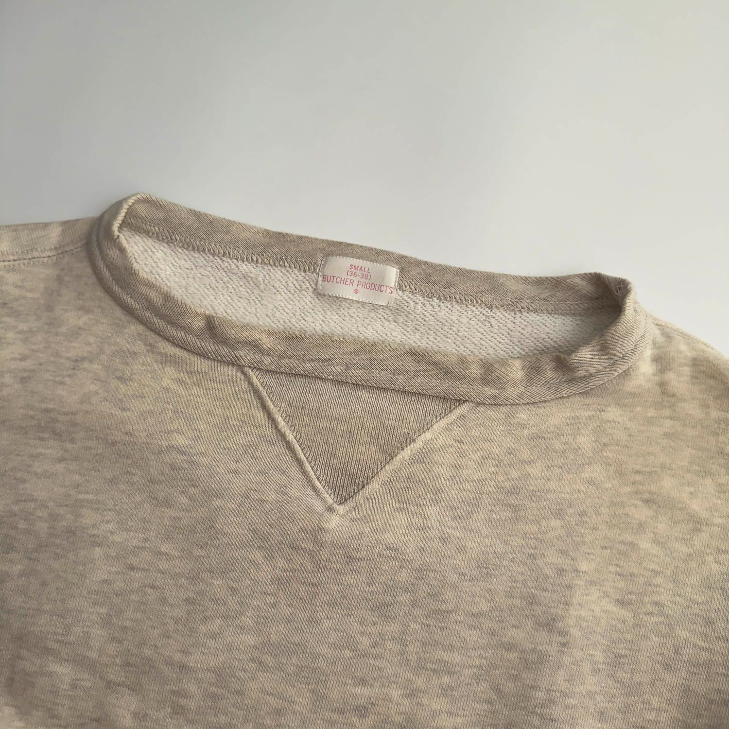 k*a様 atlast&co アットラスト　ブッチャープロダクツ　スウェット　デ BUTCHER PRODUCTS (ブッチャープロダクツ) 前V クルーネック