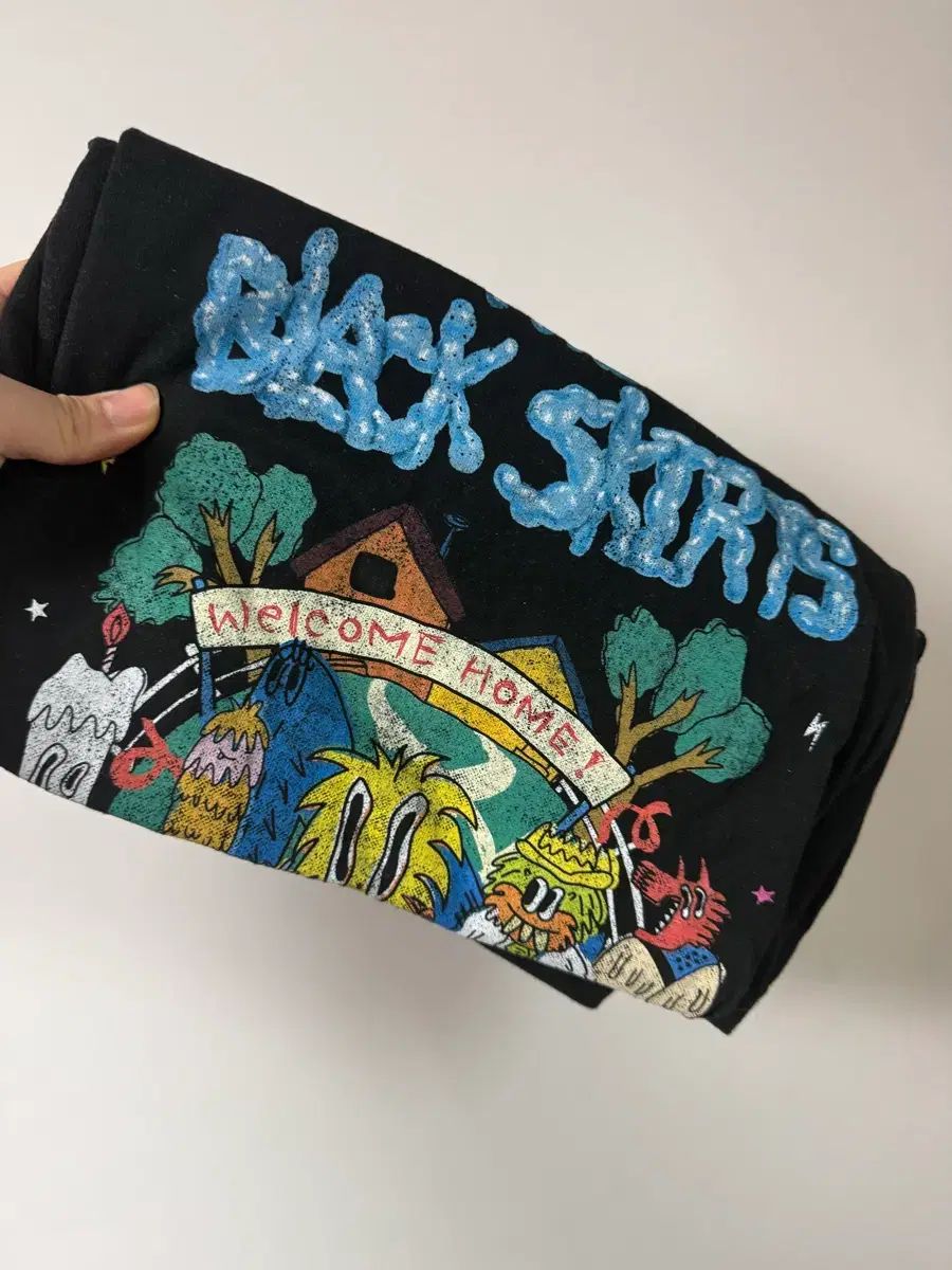 The Black Skirts コムジョンチマ カムバック HOME Tシャツ MD