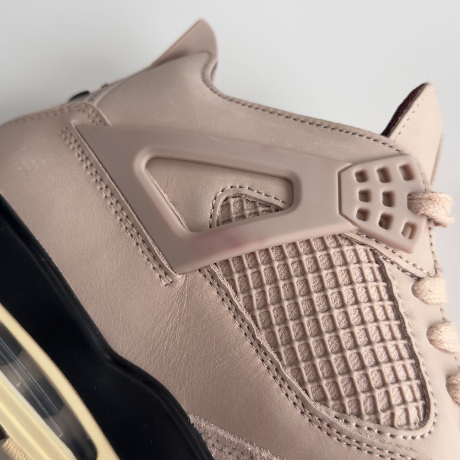 NIKE A MA MANIERE ナイキ ア マ マニエール ウィメンズ エアジョーダン4 レトロ オージー スペシャル スニーカー サイズUS 12 オーバーサイズ ニットカーデ