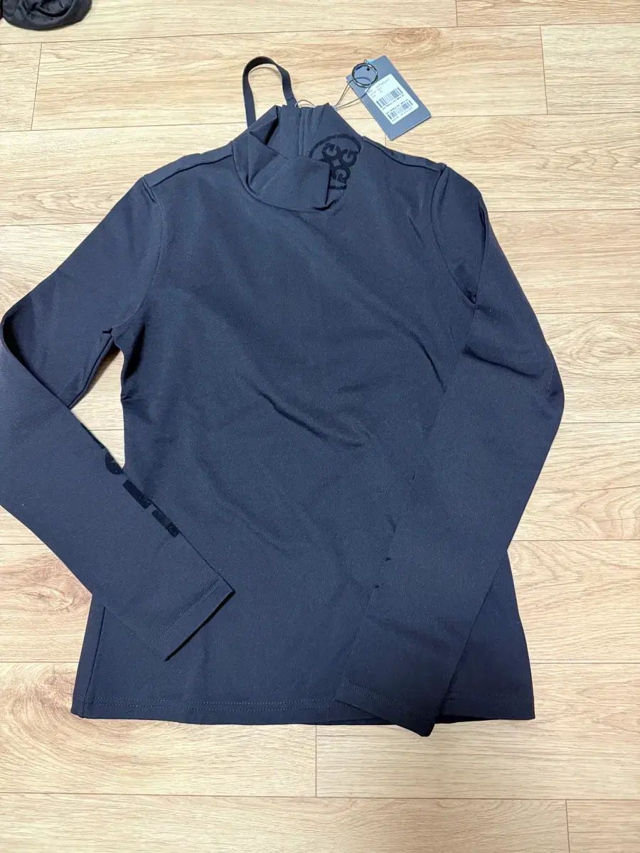 G FORE ジーフォア ゴルフウェア ブラック Tシャツ