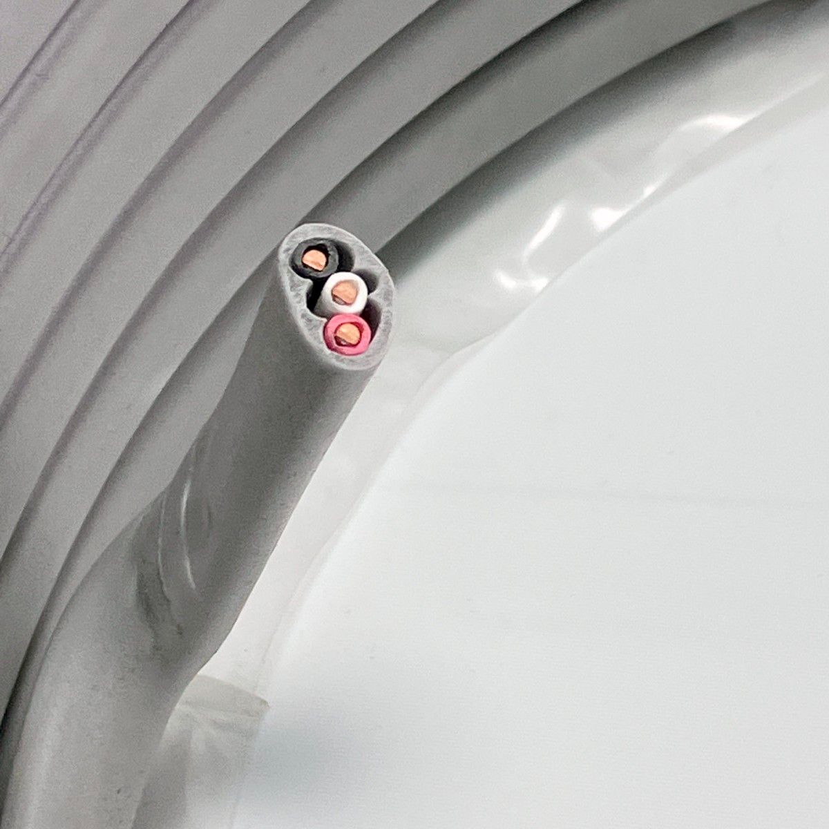  ▽▽YAZAKI VVFケーブル PbF 3芯 3 2 0 mm 100 m 電設資材 材料 資材