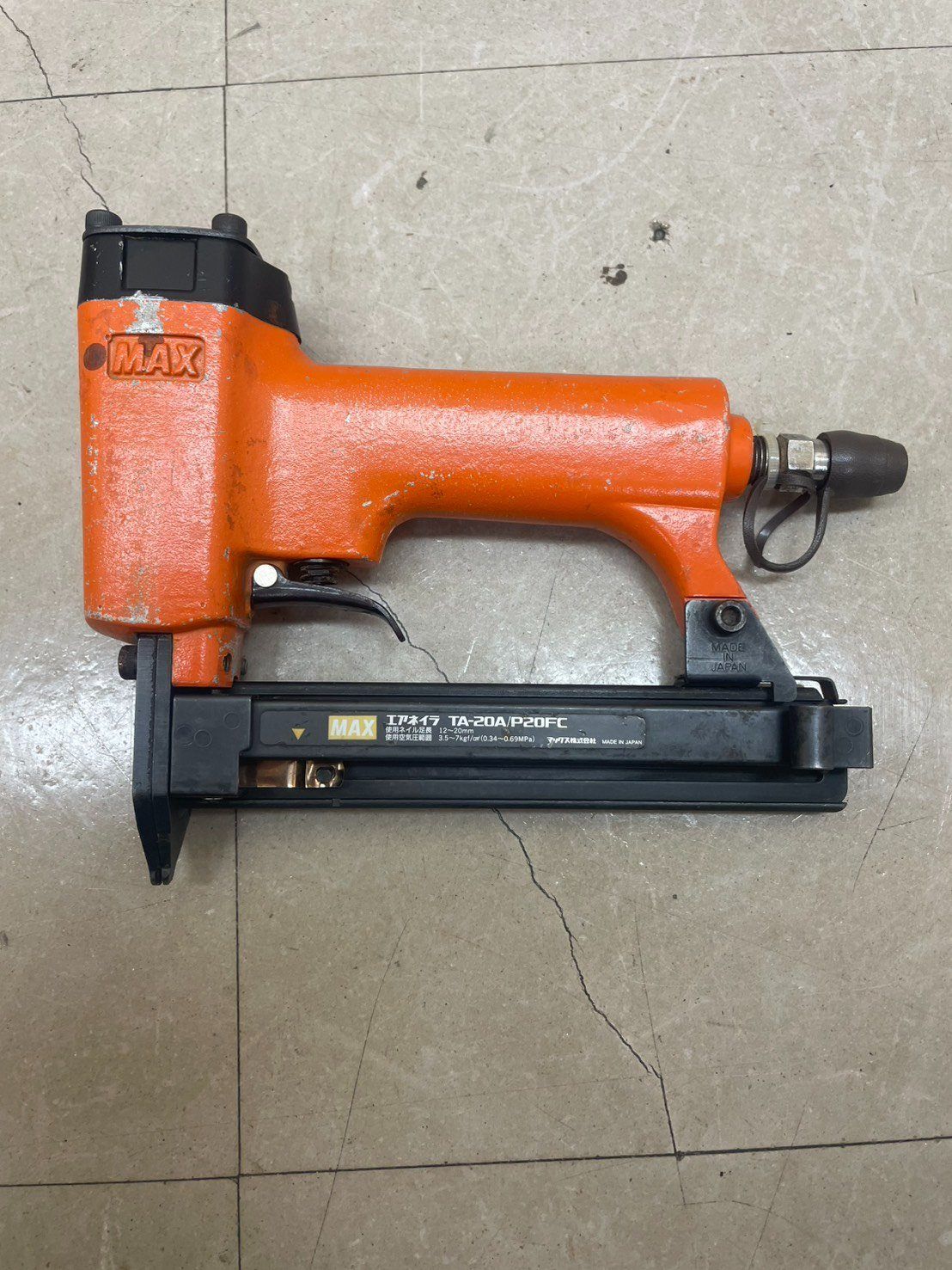 MAX TA-20A/P20FC 常圧 エアネイラ ピンネイラ ジャンク MAX TA-20A/P20FC 常圧 エアネイラ ピンネイラ ジャンク
