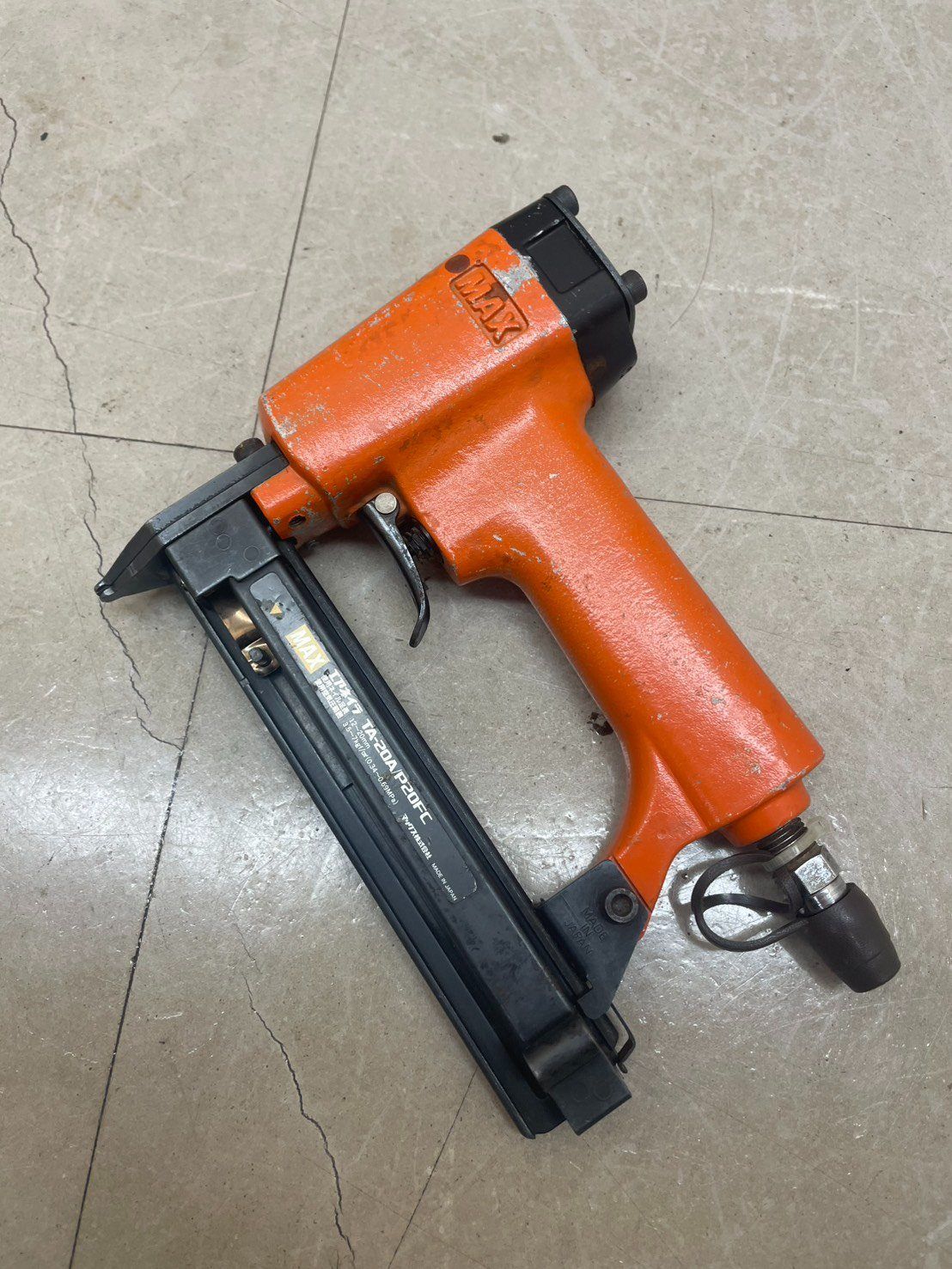 マックス MAX エアネイラ TA-20A/P20FC 釘打ち機 空圧工具 ピンネイラ