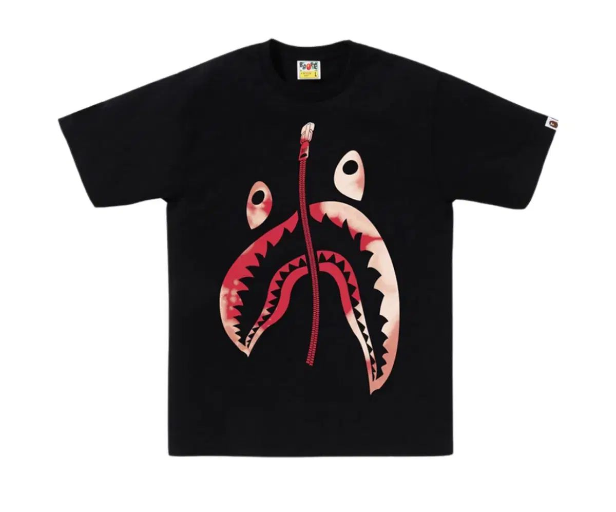 A エイプ APE BAPE Tシャツ Lサイズ 黒 半袖 中古品 身丈短い BATHING APE(