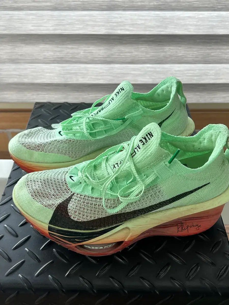 ナイキ アルファフライ 3 キプチョゲ