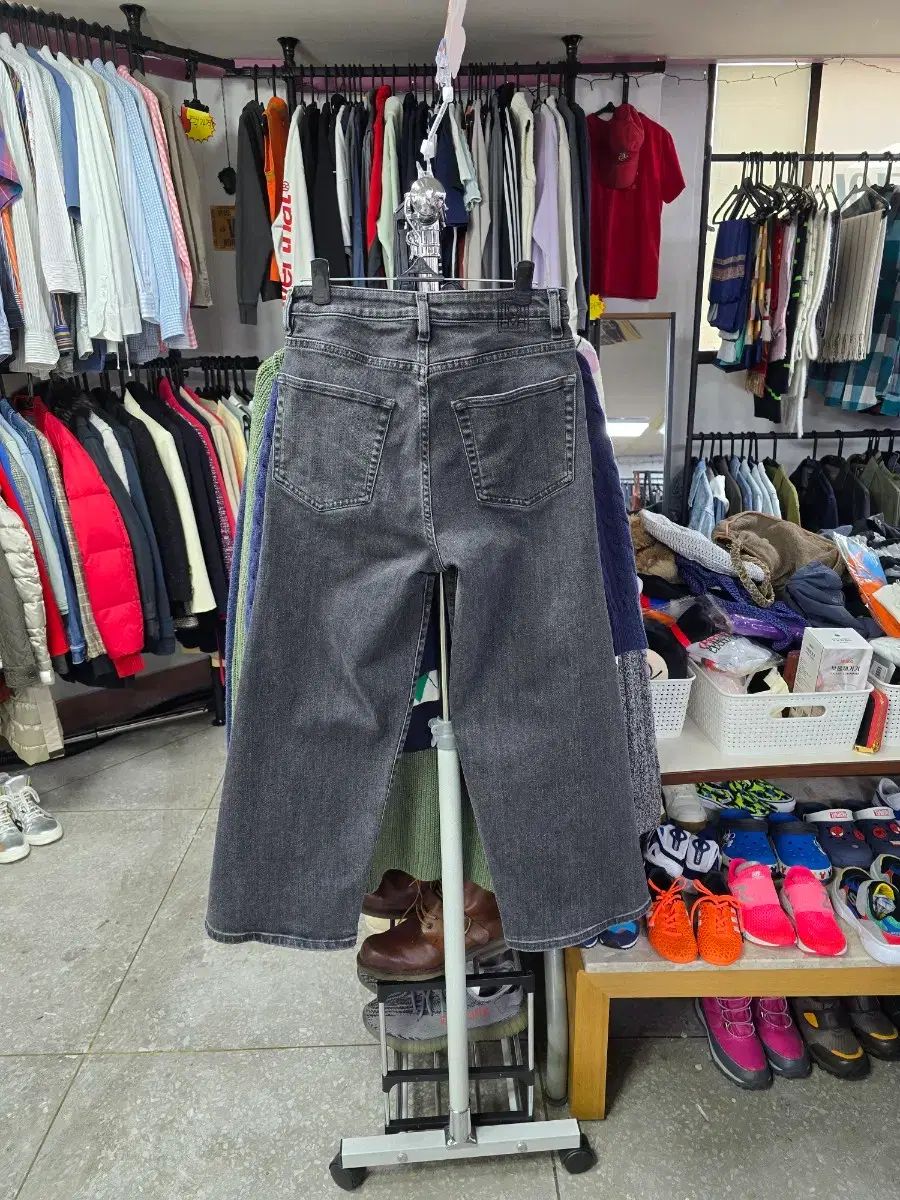 Toteme トーテム ウォッシュ ブラック デニム ワイド パンツ 1436