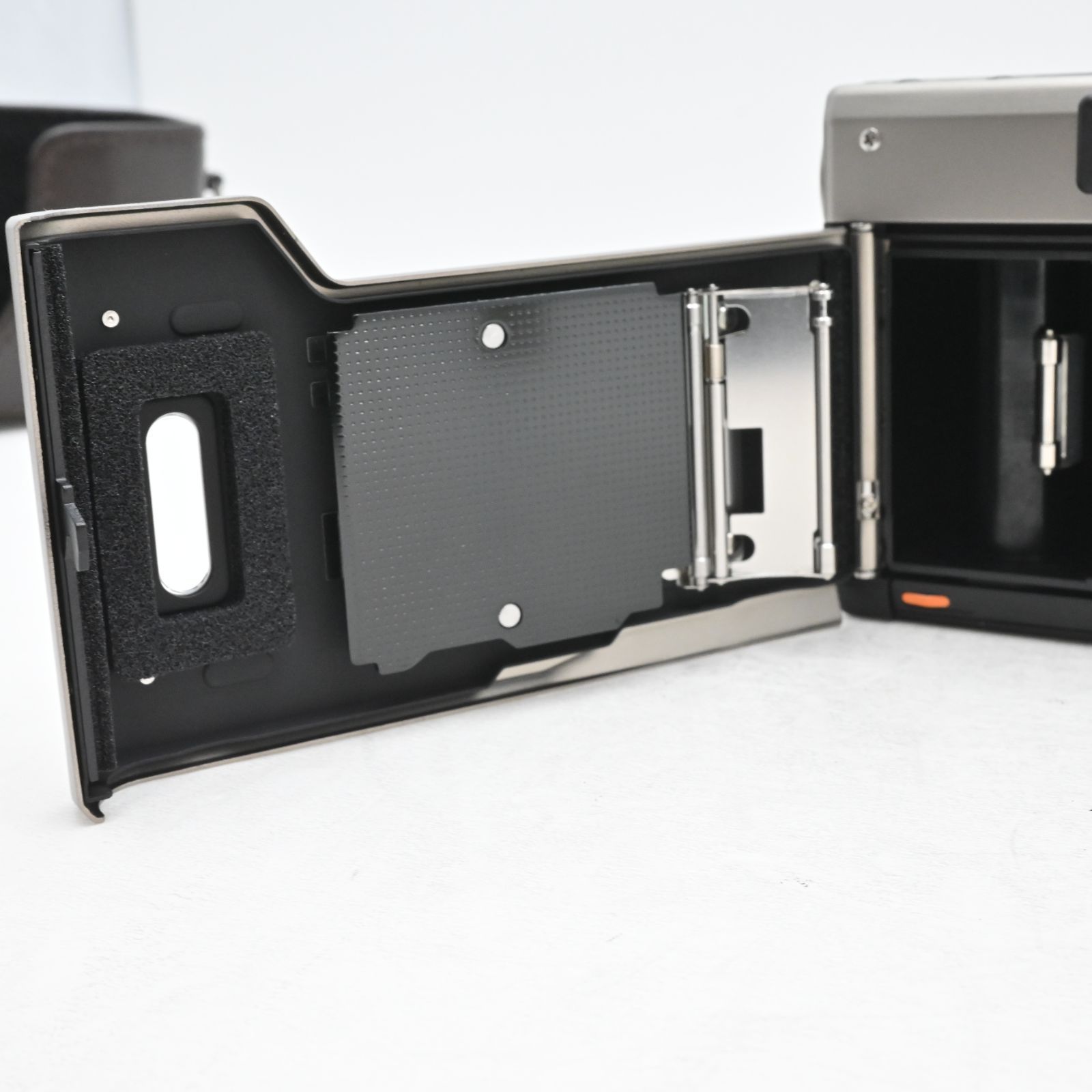  コンタックス T 3 70 th Anniversary チタンシルバー コンパクトカメラ(フィルム) フィルムカメラ