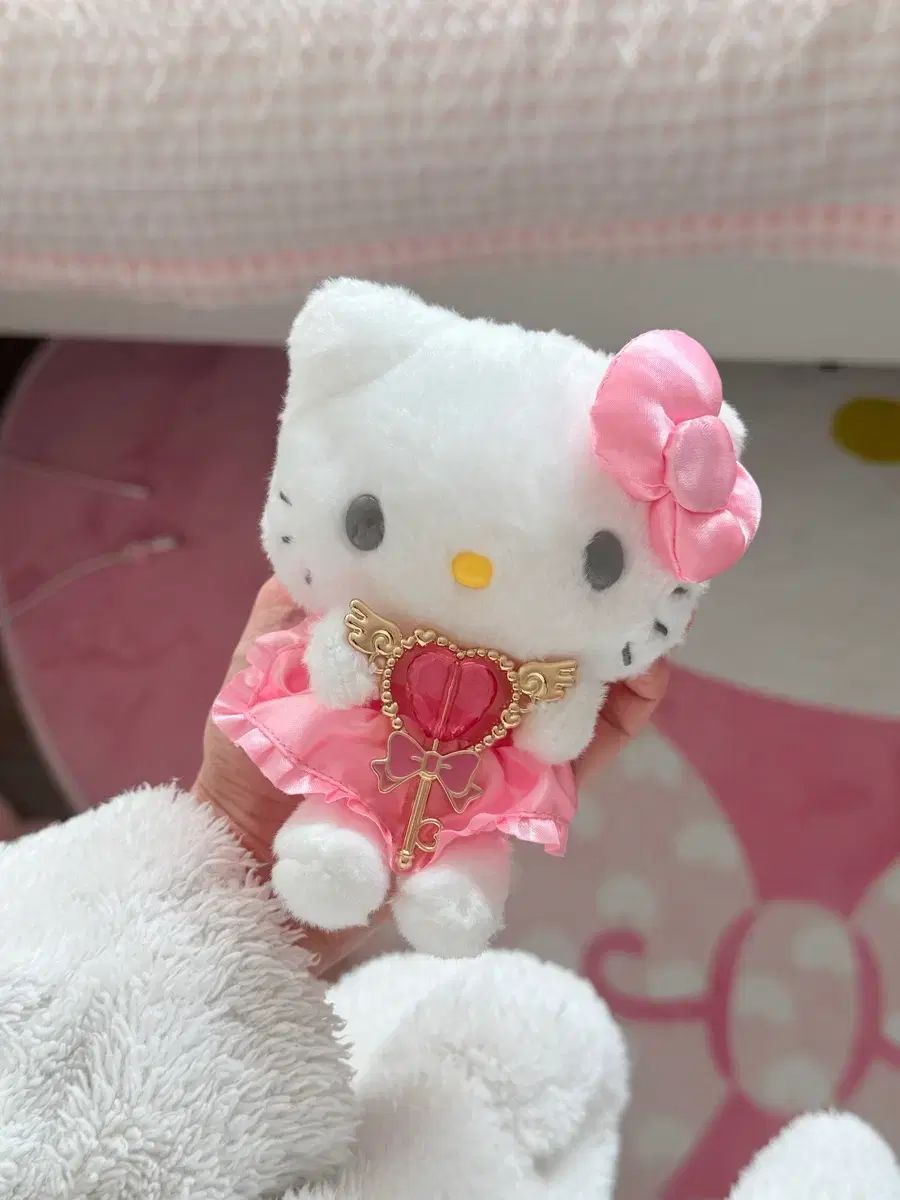 ハートキーバッグチャームハローキティ