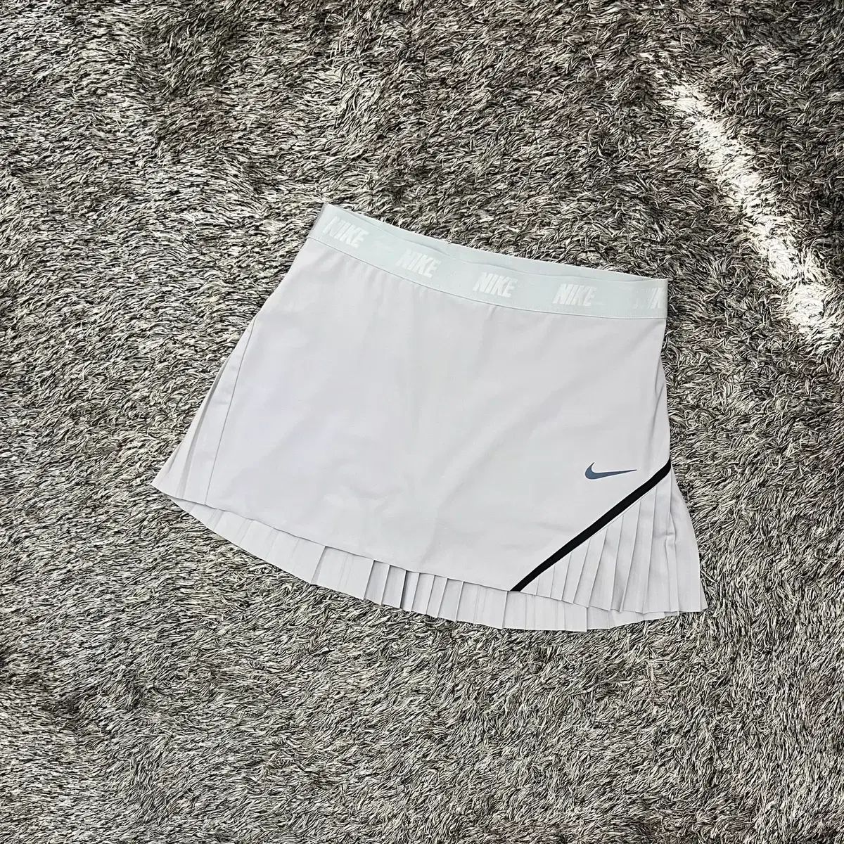 ナイキ ゴルフ レディース スカート 70