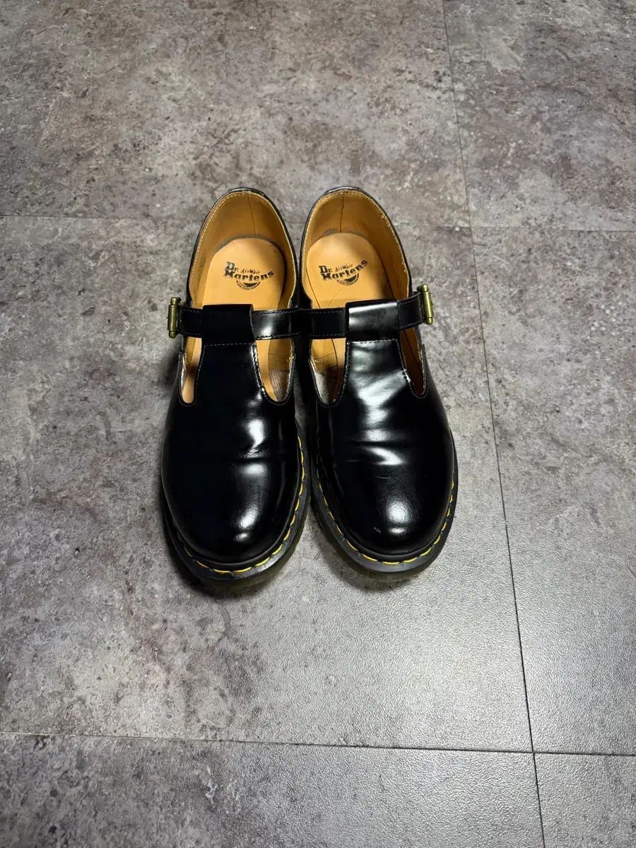 DR MARTENS ドクターマーチン メリージェーン ポリ 280