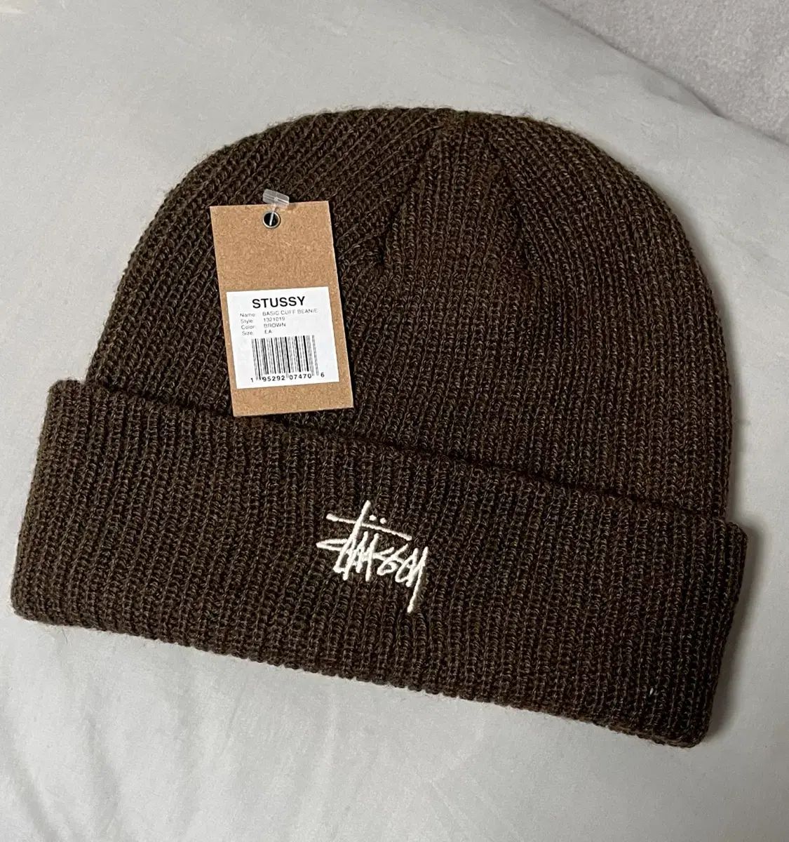 STUSSY ベーシック カフ ビーニー ブラウン COLOR STUSSY☆Helvetica