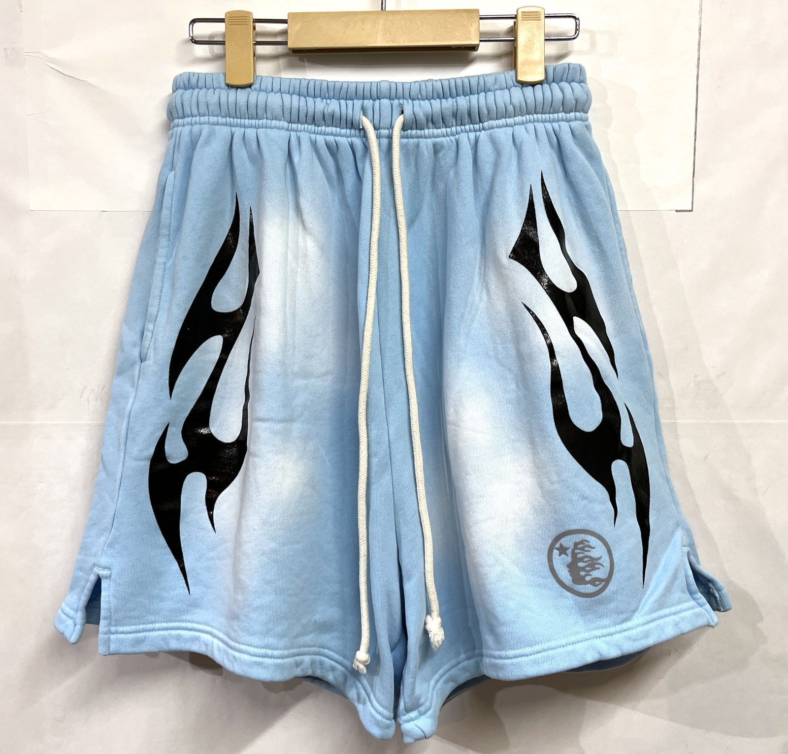 HELLSTARショートパンツ ⚠️21,000~13,000期間限定の値下げ HELLSTAR｜ヘルスター スウェット ショートパンツ - メルカリ