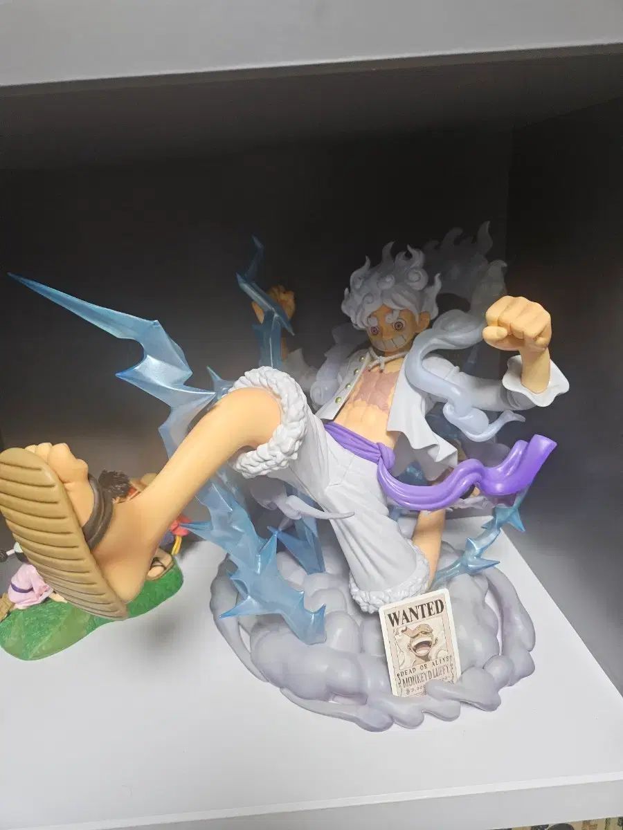 ONE PIECE ギア5 モンキー D ルフィ フィギュア アーツZERO BANDAI