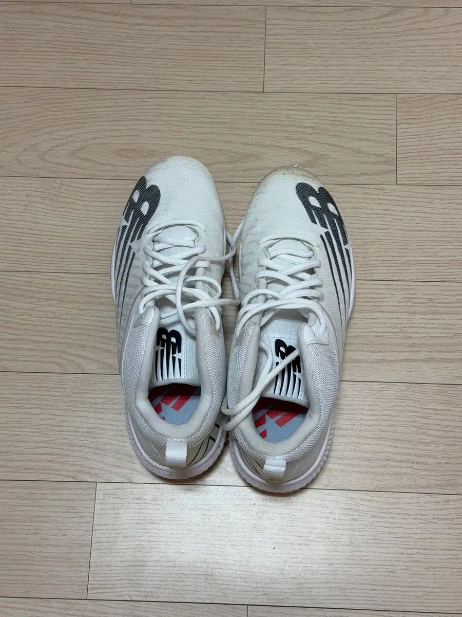 ニュー ンス スパイク 野球シューズ 265 mm