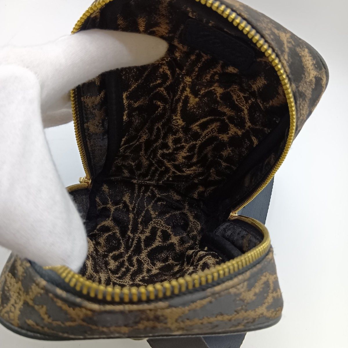 JVKE★Roen×Dakota ボディバッグ スカル　レオパード　希少 ◎◎roen ロエン ボディーバッグ レオパード スカル - メルカリ