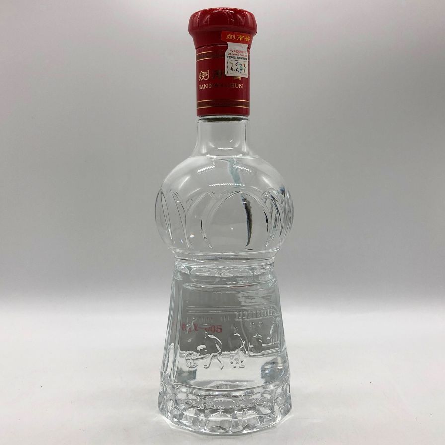 中国白酒 剣南春 500ml 52% JIANNANCHUN 1285g【V0】 - メルカリ
