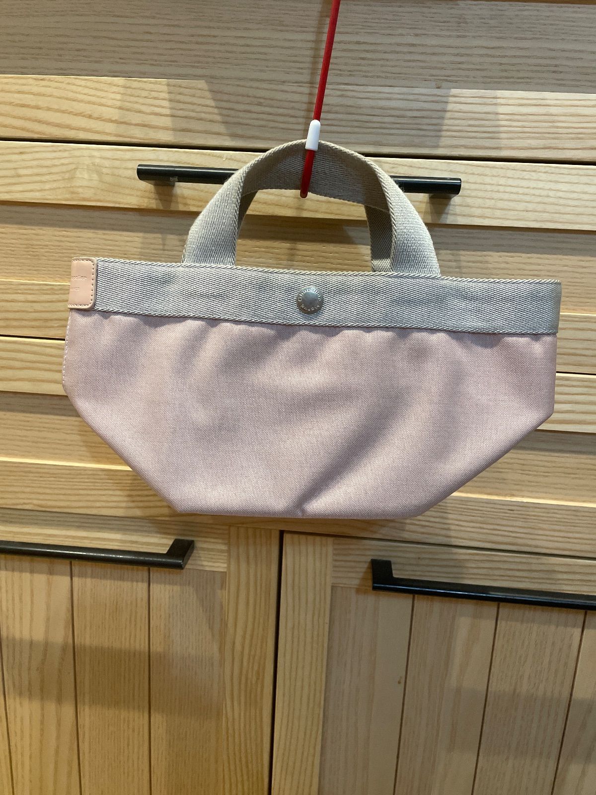 エルベシャプリエ タラマ シルバー ドラジェタグ ハンドバッグ