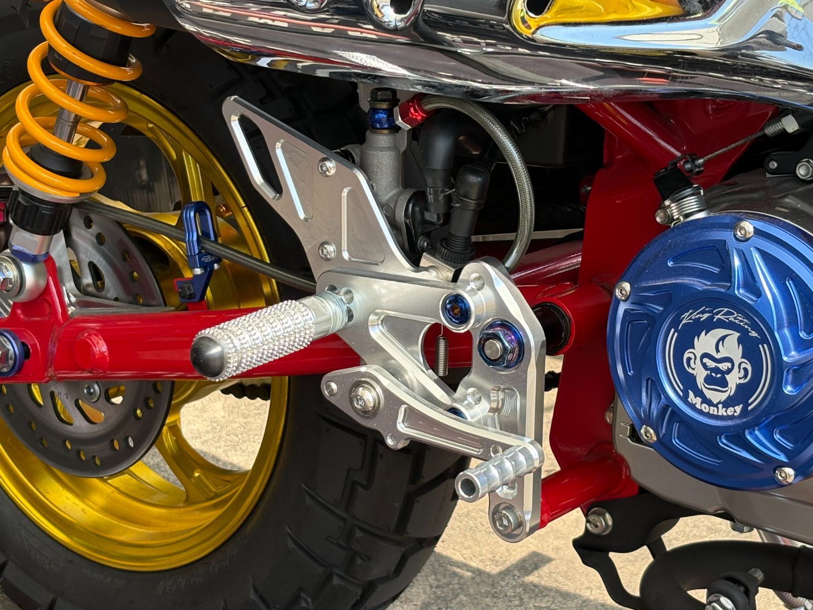 ホンダ モンキー１２５用 バックステップ CNCアルミ削り出し ブラック